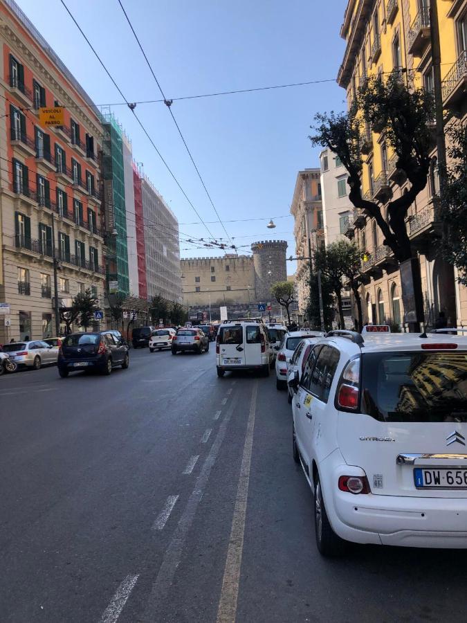 Bed and breakfast Napoli Downtown Extérieur photo