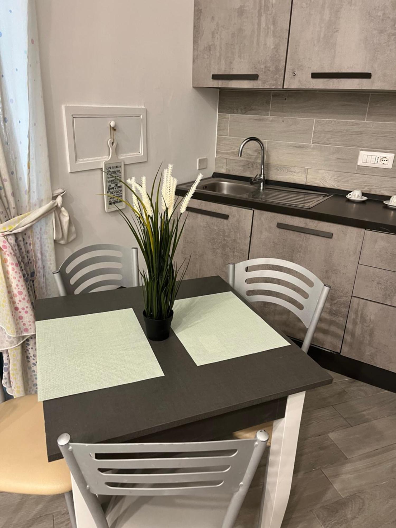 Bed and breakfast Napoli Downtown Extérieur photo